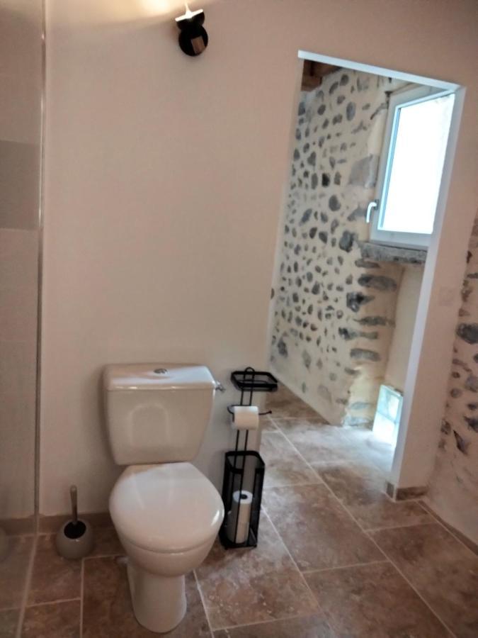 La Grange De Sabatas Hotel Chomerac Bagian luar foto