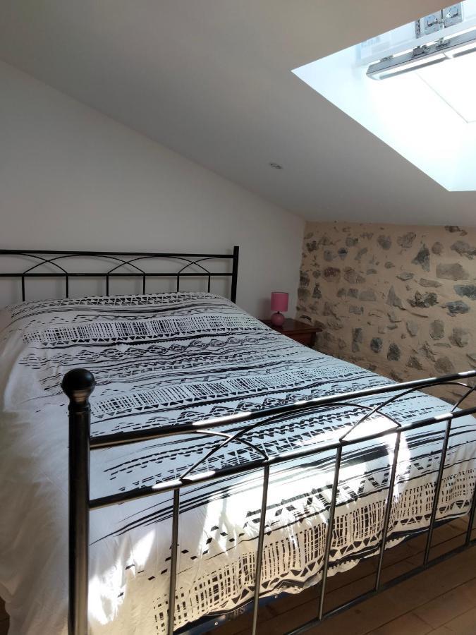 La Grange De Sabatas Hotel Chomerac Bagian luar foto