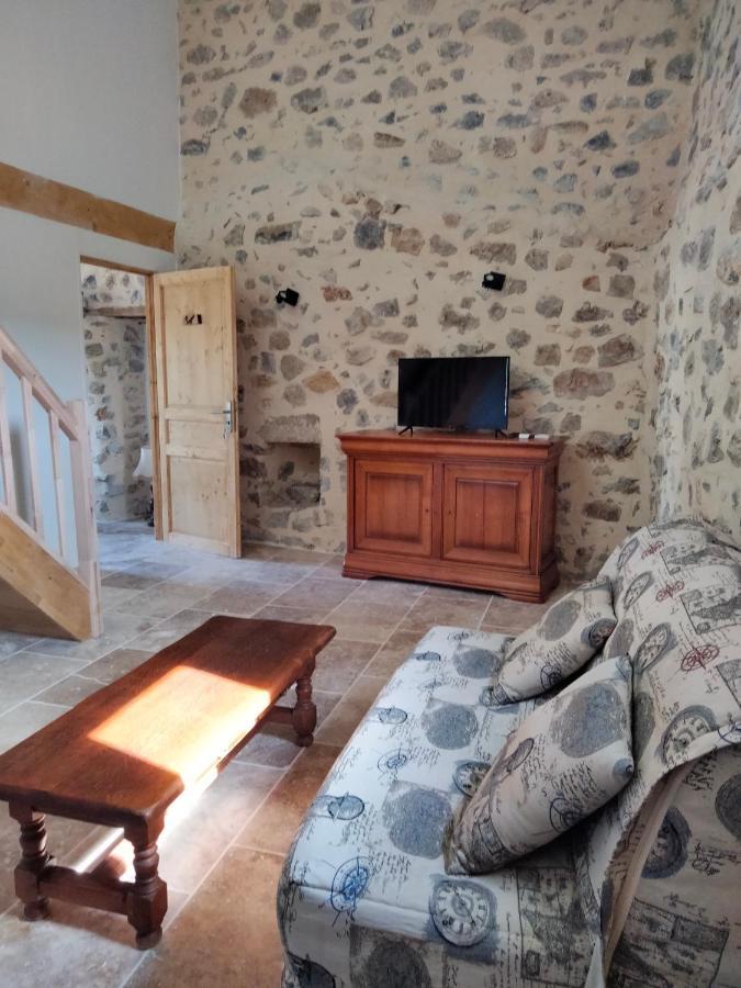 La Grange De Sabatas Hotel Chomerac Bagian luar foto