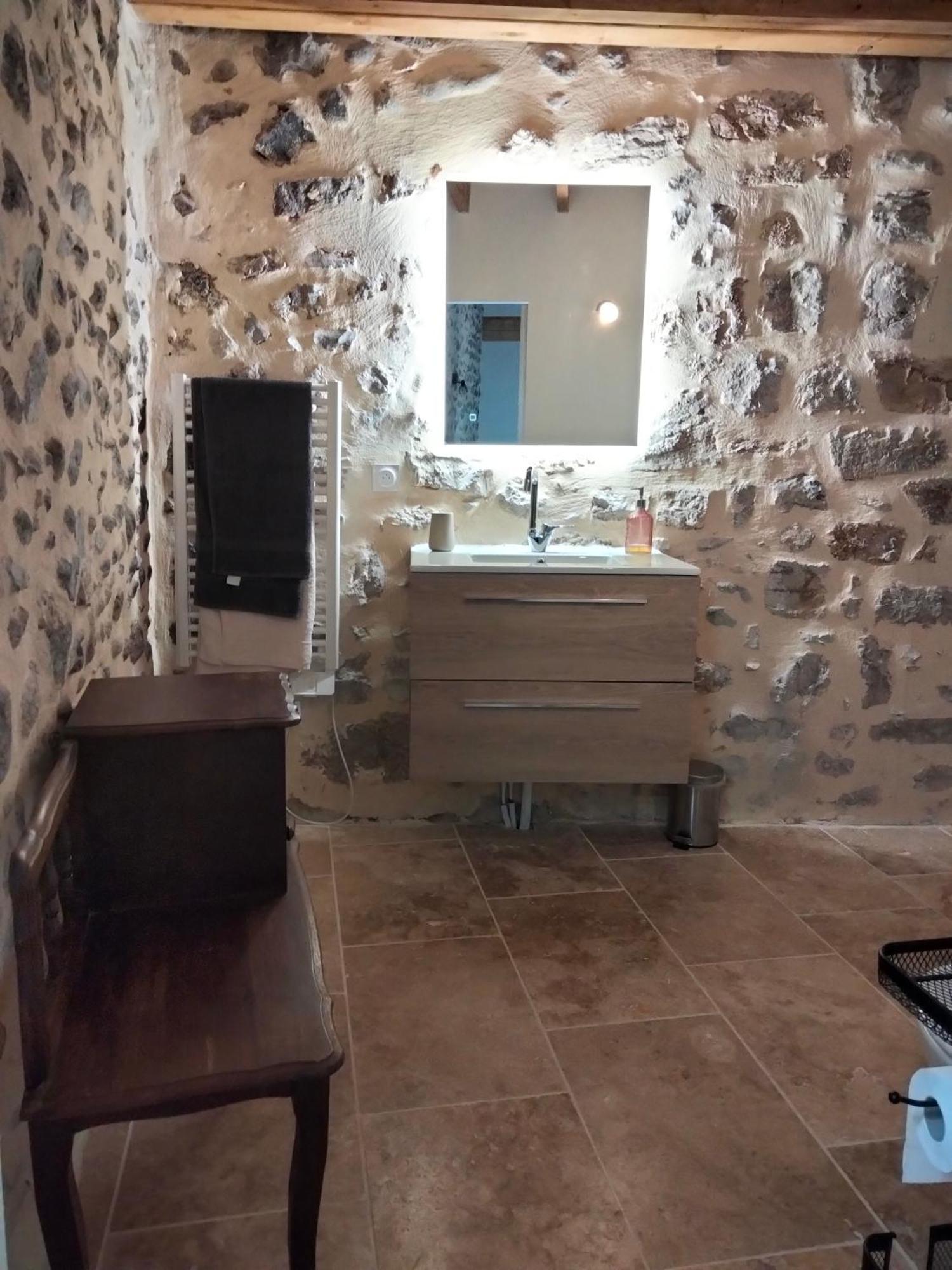 La Grange De Sabatas Hotel Chomerac Bagian luar foto