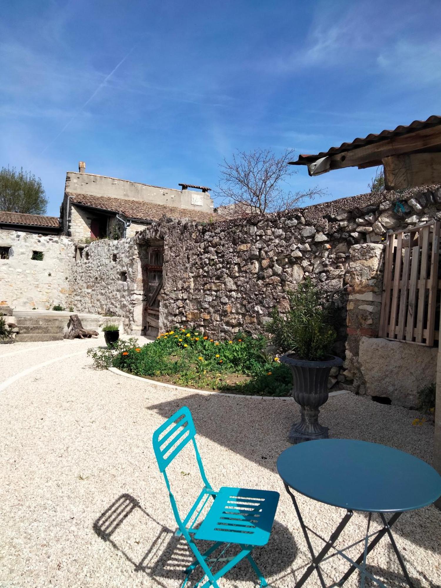 La Grange De Sabatas Hotel Chomerac Bagian luar foto