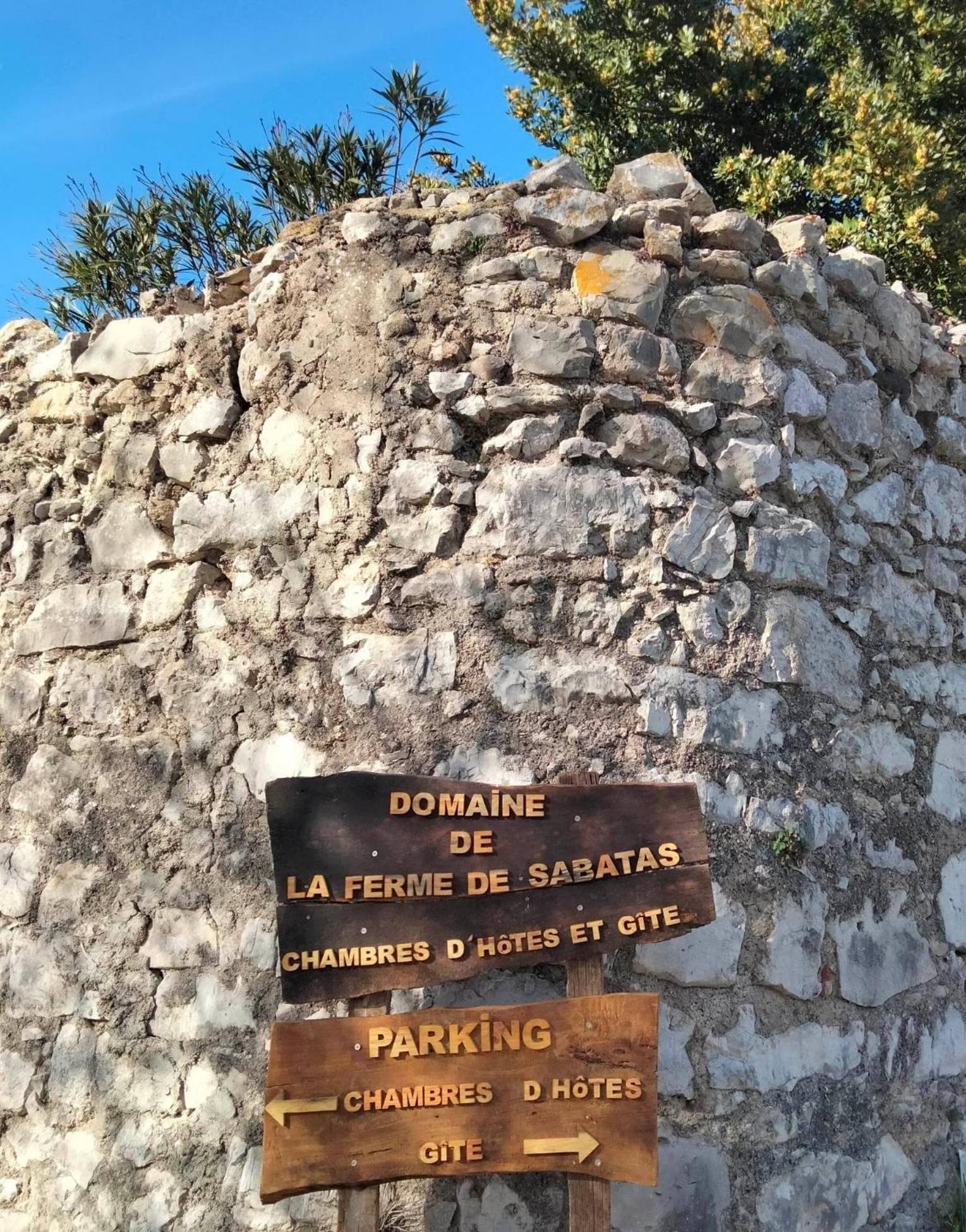 La Grange De Sabatas Hotel Chomerac Bagian luar foto